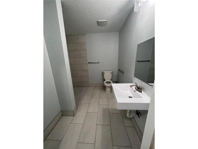 Photo - 910 N Oliver Ave Unit 3