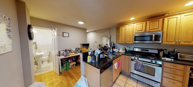 83 Windsor St