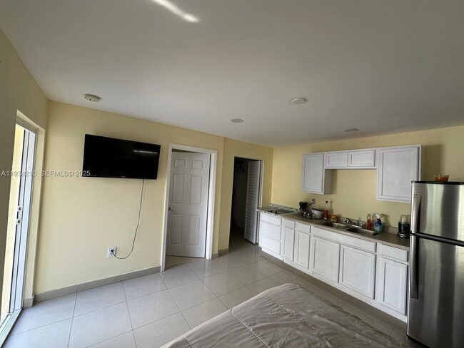 Photo - 5440 SW 101st Ave