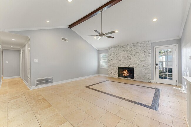 Photo - 10719 Del Monte Dr