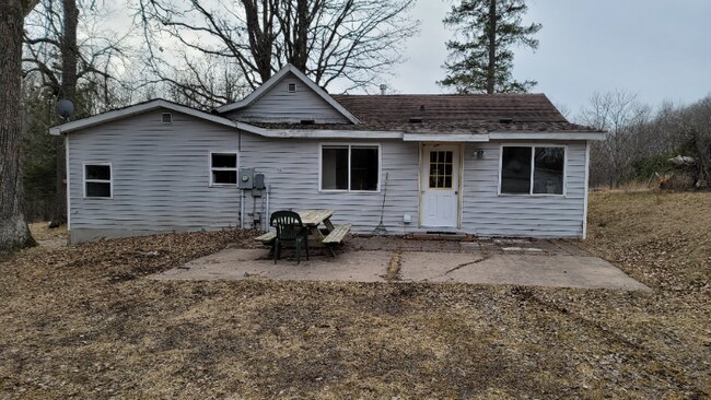 Photo - W276 Co Hwy DD House
