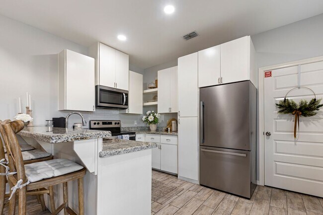 Building Photo - 1503 W Heritage Dr Rental