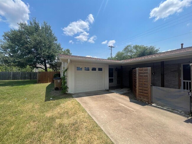 Photo - 8003 Pinedale Cove