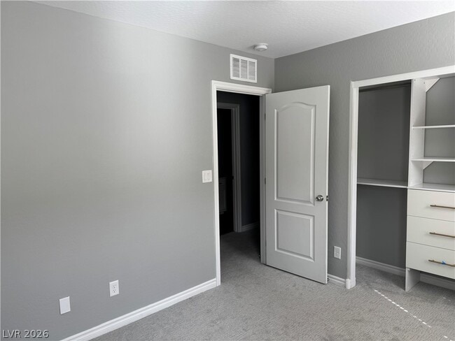 Building Photo - 12457 Loggeta Way