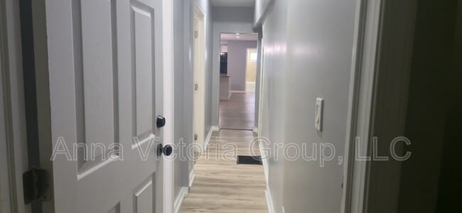 Photo - 203 N Carey St