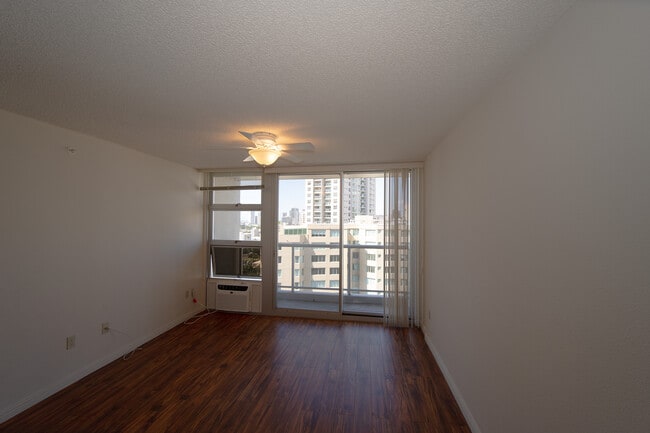 Photo - 1315 Kalakaua Ave Townhome