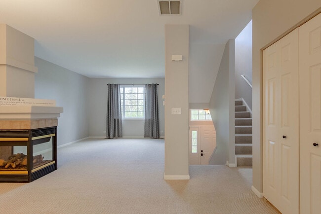 Photo - 619 Cary Woods Cir