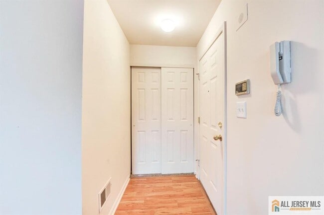 Photo - 1909 Tanglewood Ct