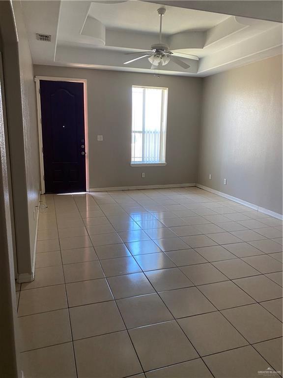 Photo - 19 Scottland Dr Unit 1