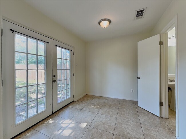 Photo - 2738 Springstone Dr