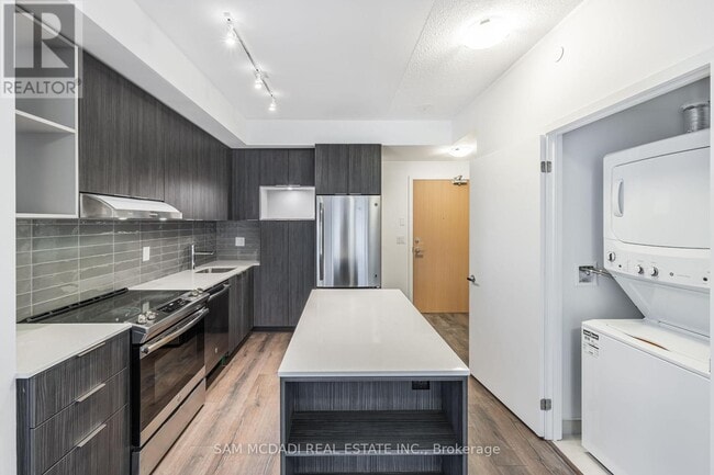 Photo - 2520 Eglinton Ave W Unit 1714