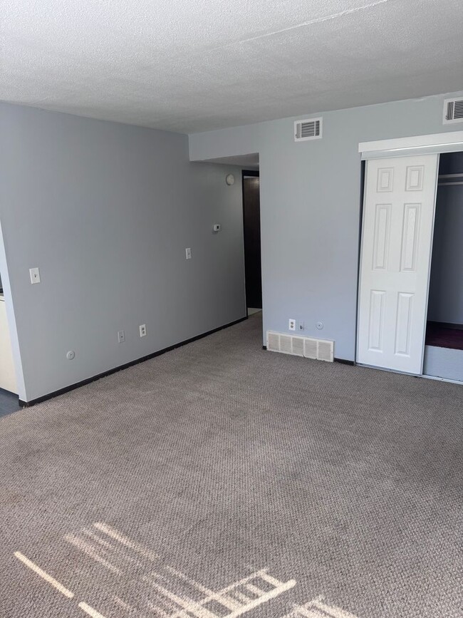 Photo - 2828 N Elsie Ave Unit 2
