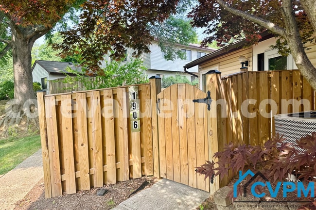 Photo - 1906 Ardenwood Terrace