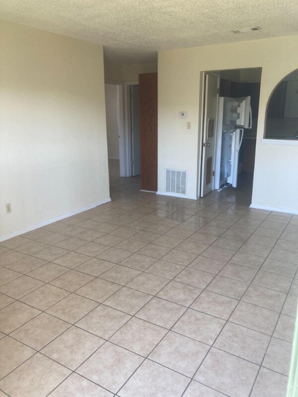 Photo - 505 N Main Unidad APT 7