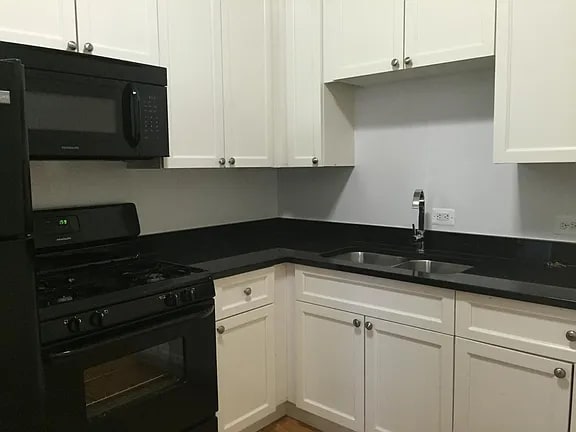 Photo - 902 W Belmont Ave Unit 3