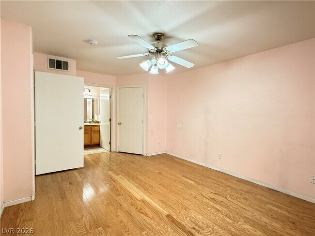 4555 E Sahara Ave Unit 177