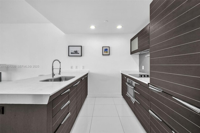 Photo - 200 Biscayne Blvd Way Unit 4012