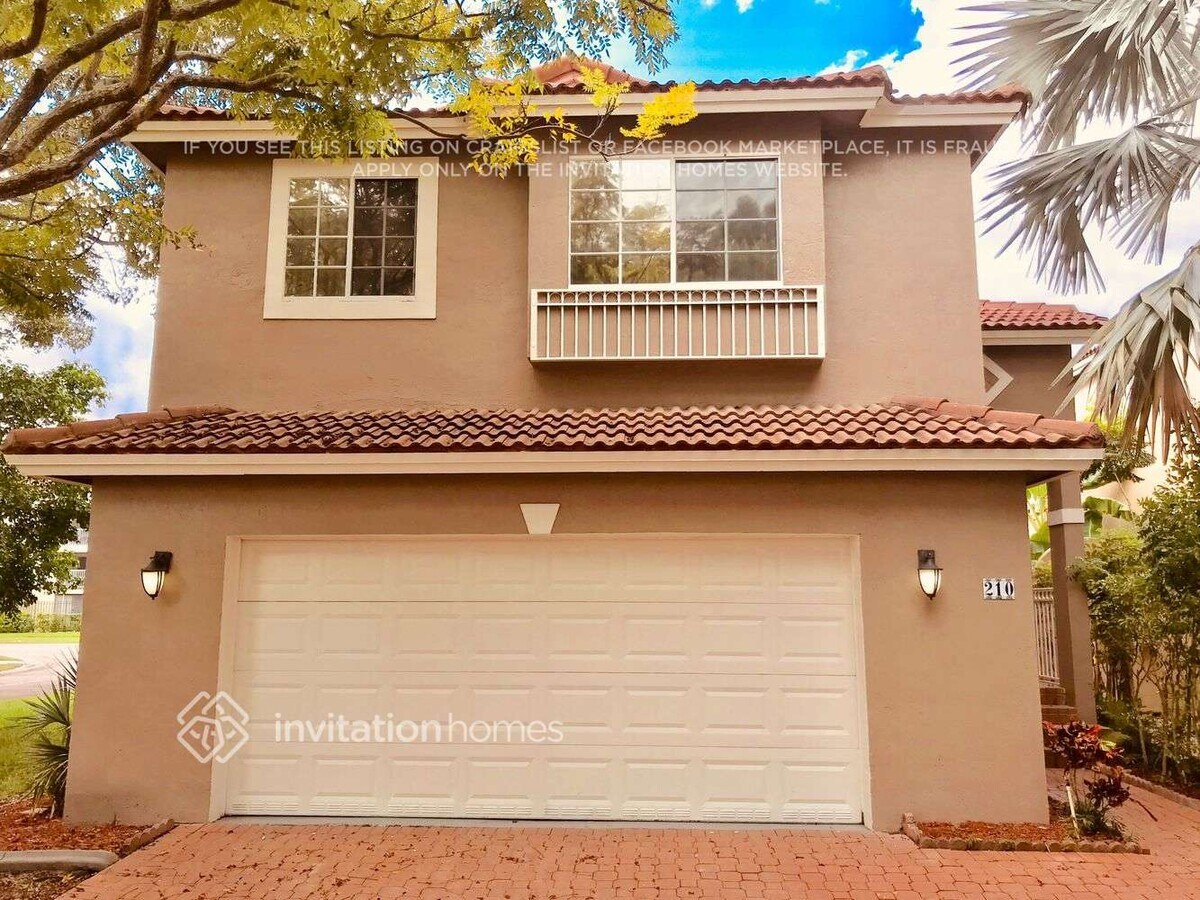 Photo - 210 NW 107th Ave