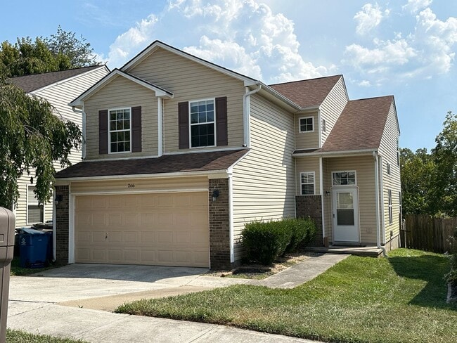 Building Photo - Beautiful 3 BR, 2.5 Bath House in Georgetown! Open Layout, Fenced Backyard, Attached Garage