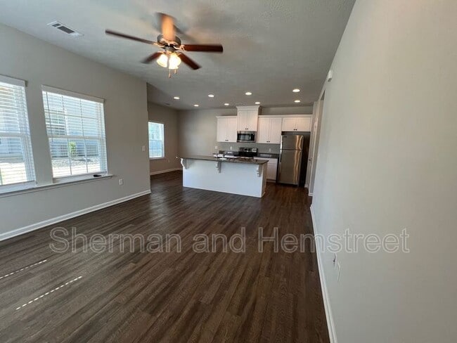 Photo - 661 Dobhill Ln Unit 661