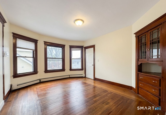 Photo - 341 Stanley St