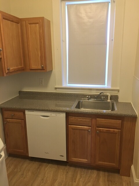 Building Photo - 1334 Commonwealth Ave Unit 23
