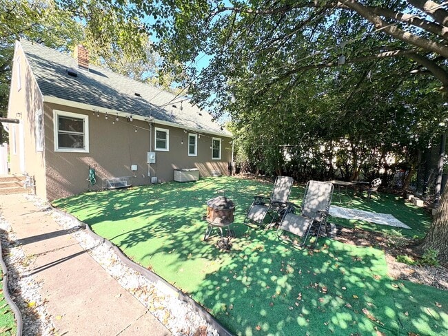Photo - Gorgeous 3 Bedroom Single Family in Saint ...