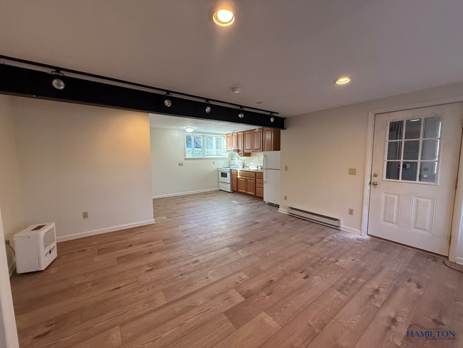 Photo - 4250 E Lake Rd Unidad 3