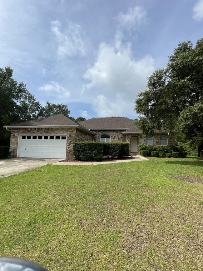 Photo - 2360 Crescent Rd