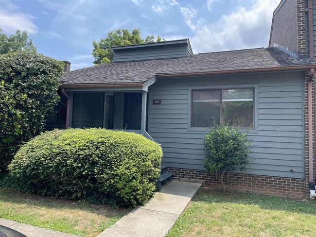 Building Photo - 109 Harvest Dr