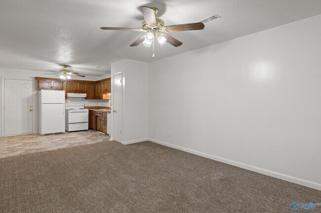 226 Cedar Lake Rd SW