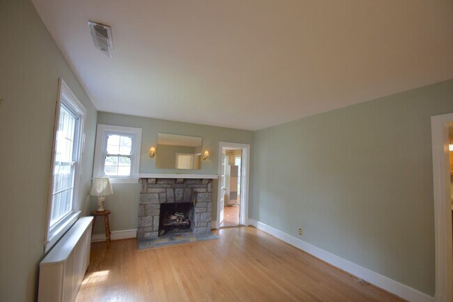 Photo - 4610 3rd St S