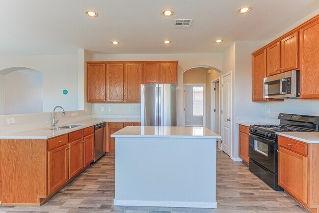 Photo - 46186 W Holly Dr