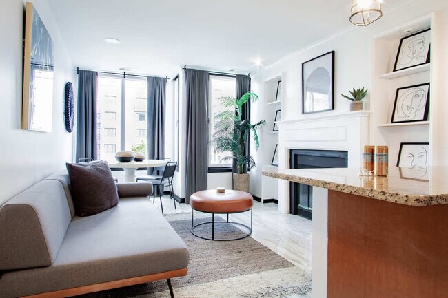 Photo - 1020 16th St NW Unidad ID1238460P