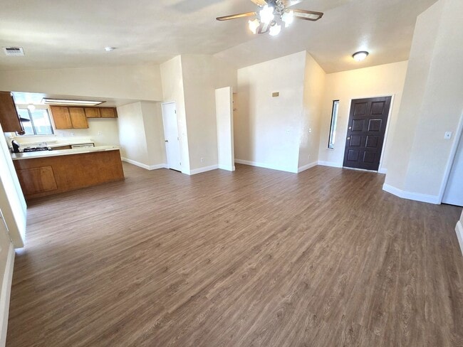 Photo - Large 3 Bedroom 2 Bath Home by Westfield School