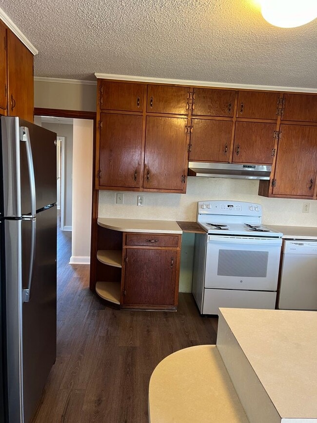 Photo - 169 S Croom Bland Rd