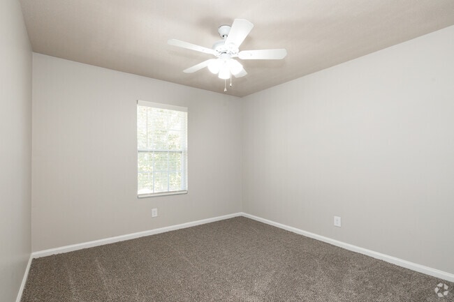 2BR, 1BA - 900SF - Second Bedroom
