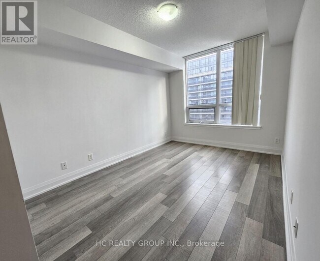 Photo - 376 Hwy 7 Unité 716