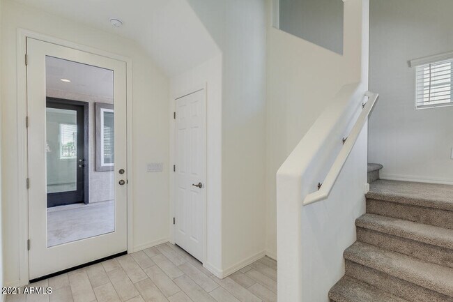 Photo - 695 W Browning Pl