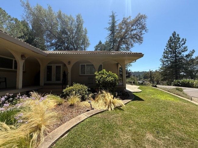 Photo - 23799 Woodhaven Pl