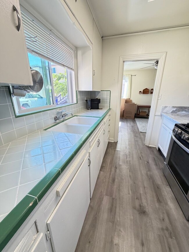 Photo - Adorable North Park 1 Bedroom with Parking