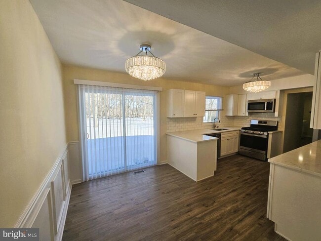 Photo - 199 Berger St