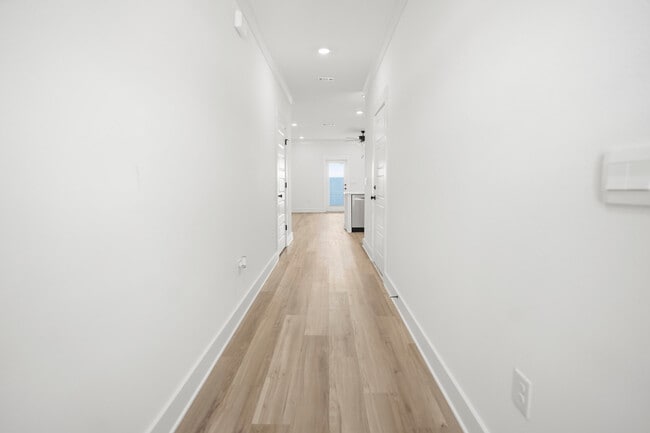 Photo - 105 Foxtail Wy