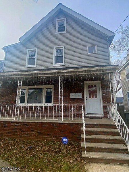 Photo - 216 Prescott Pl House