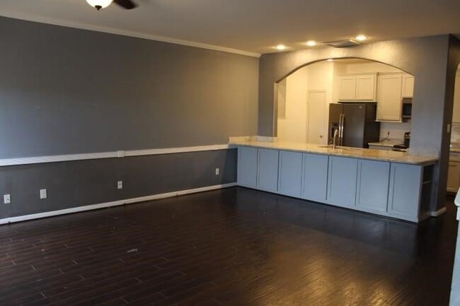 Building Photo - 3248 Holly Hall St Unit 3248