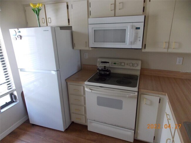 26267 Northern Cross Rd Unit 6C