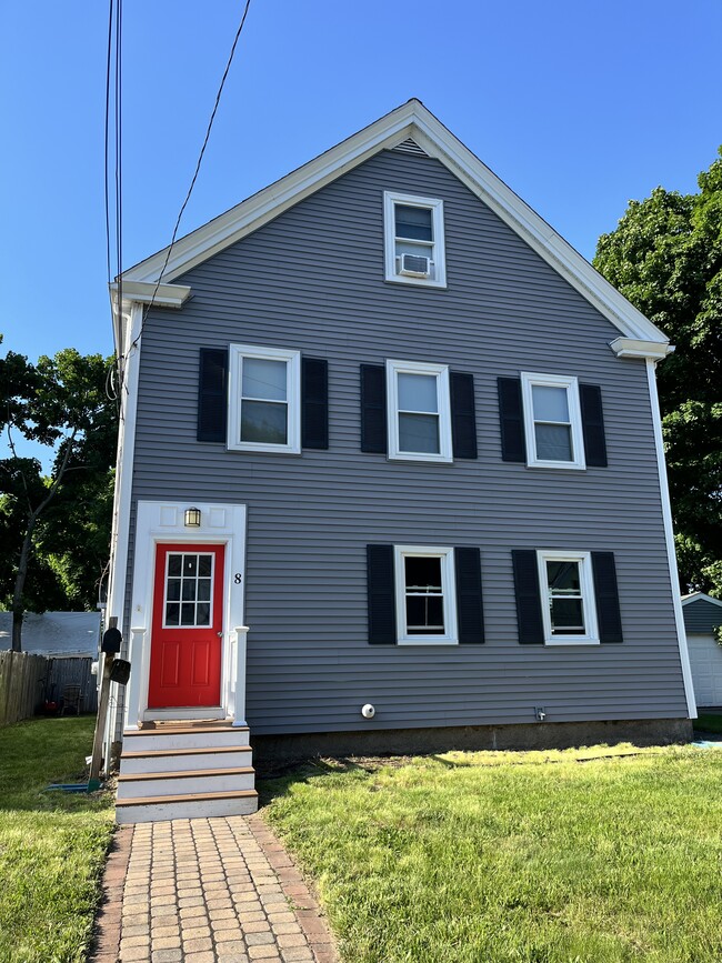8 Lincoln St - 8 Lincoln St Unit #2LincolnStWeymouthMA