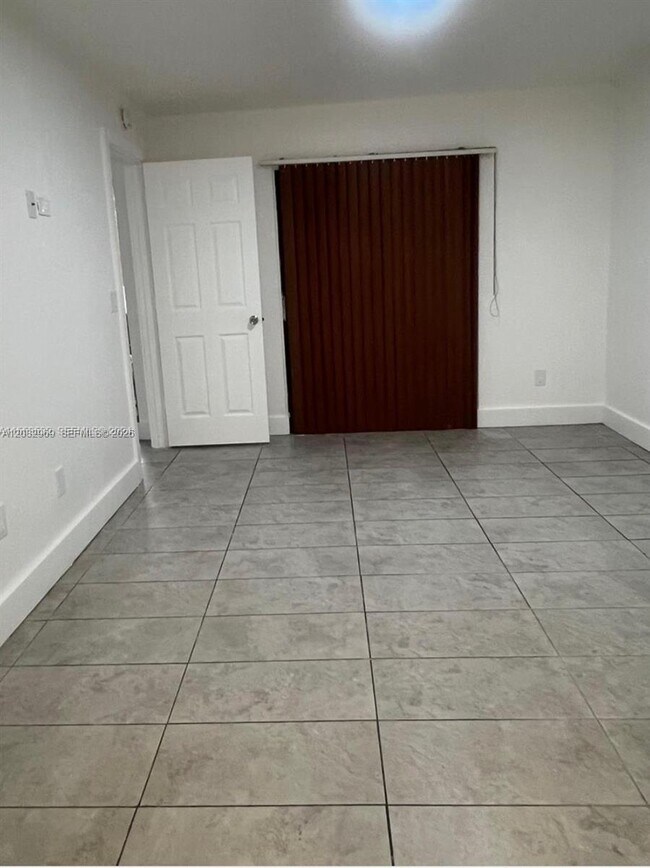Photo - 1200 N Liberty Ave Unit 1200G