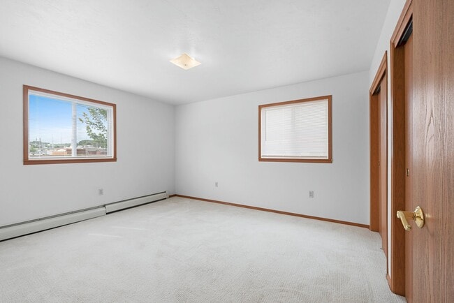 BR - Burgundy Chateau Senior Apartments