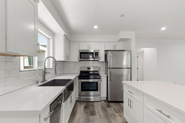 Photo - 10853 Hartsook St Unit 10855.5